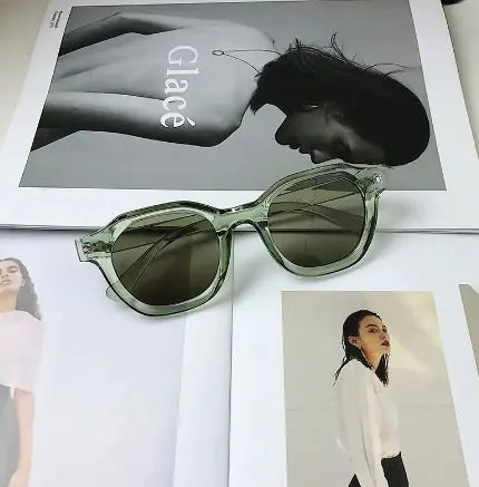 Seoul Noir Oversized Shades